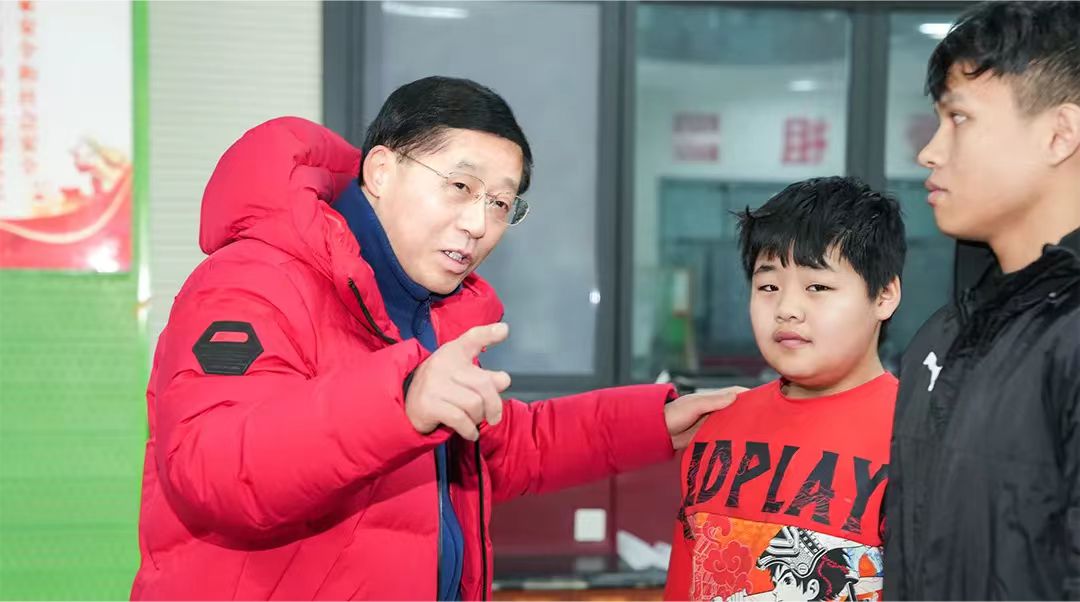 使得曼城在