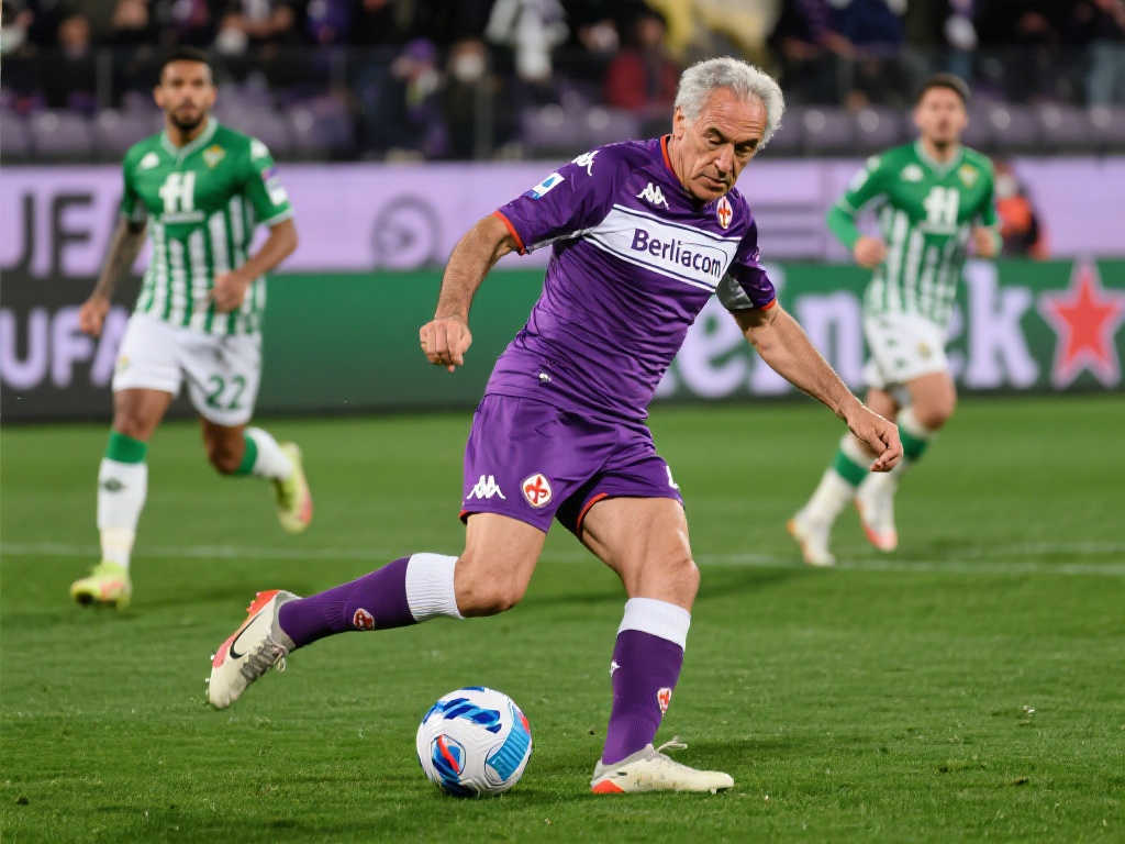 居英超榜首 居英超榜首